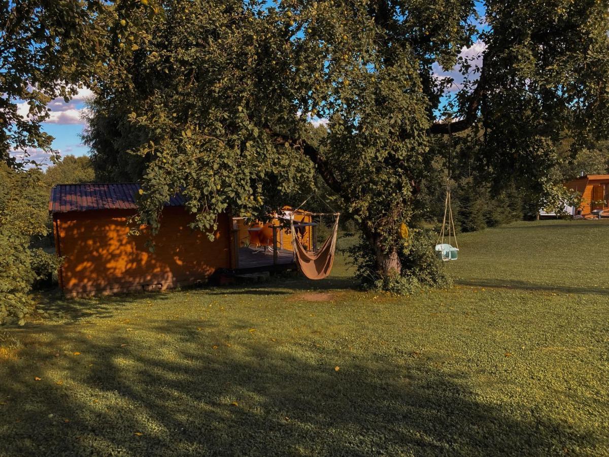 Gasthaus Starp debesīm un zemi Krāslava Exterior foto