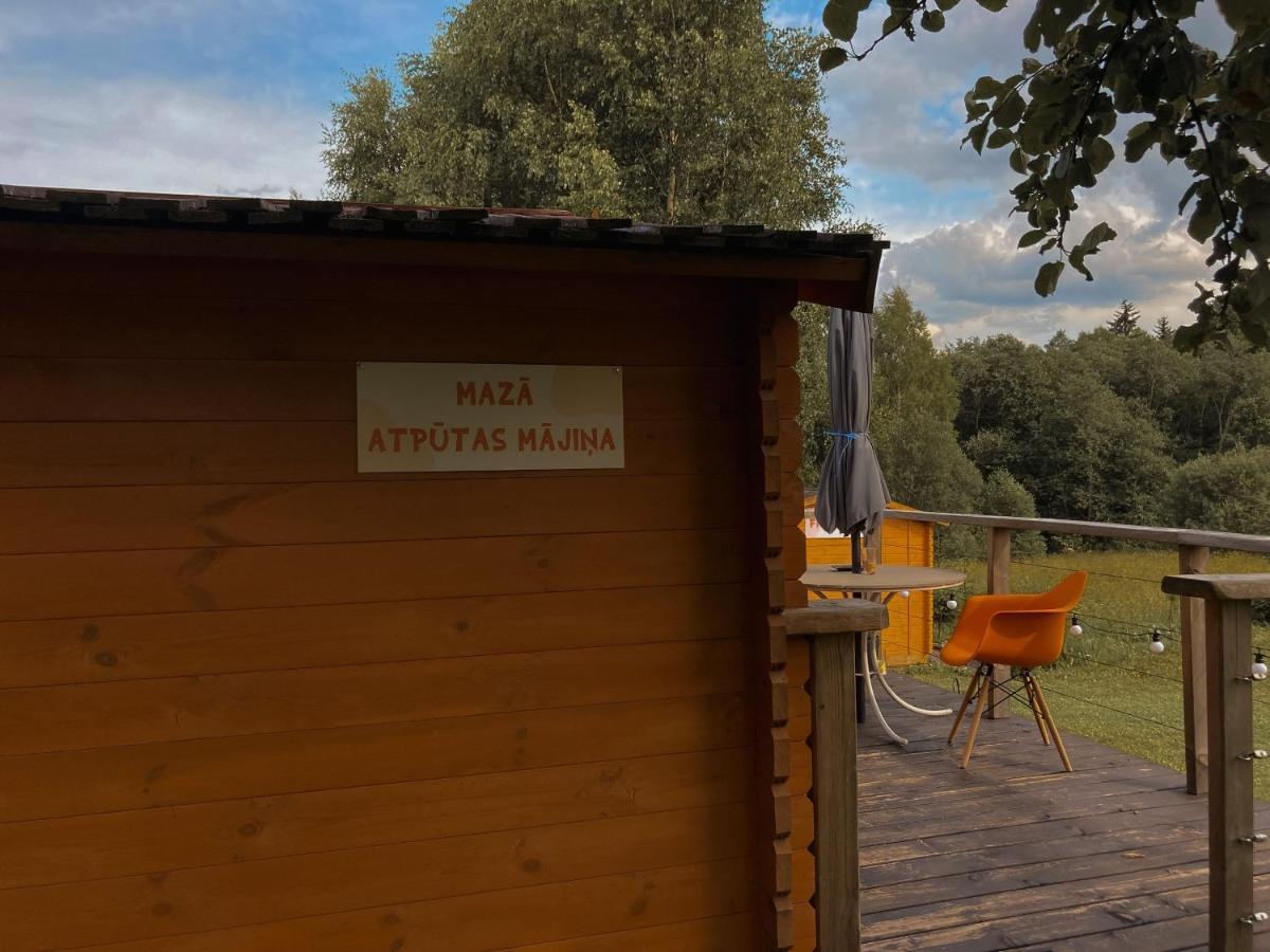 Gasthaus Starp debesīm un zemi Krāslava Exterior foto